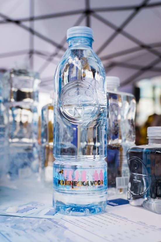 FROMIN kojenecká voda 1 l / 28 ks balení